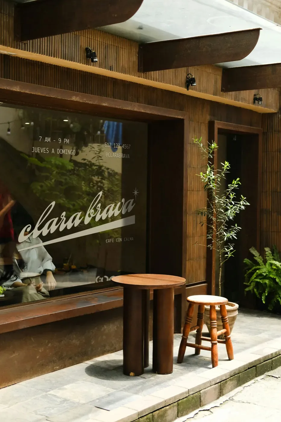 Clara Brava — Señalética